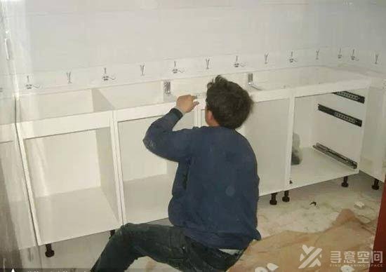 一线师傅总结毛坯房装饰最正确流程，我家差点装错被坑好多钱