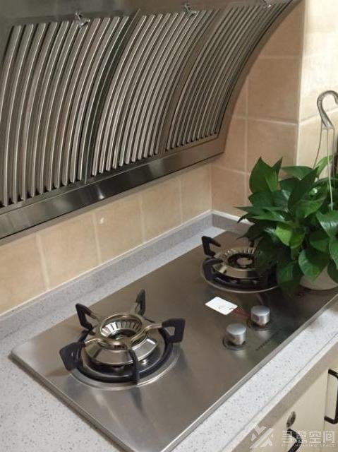 寻意空间：长沙60平房屋装修，平平淡淡却很温馨