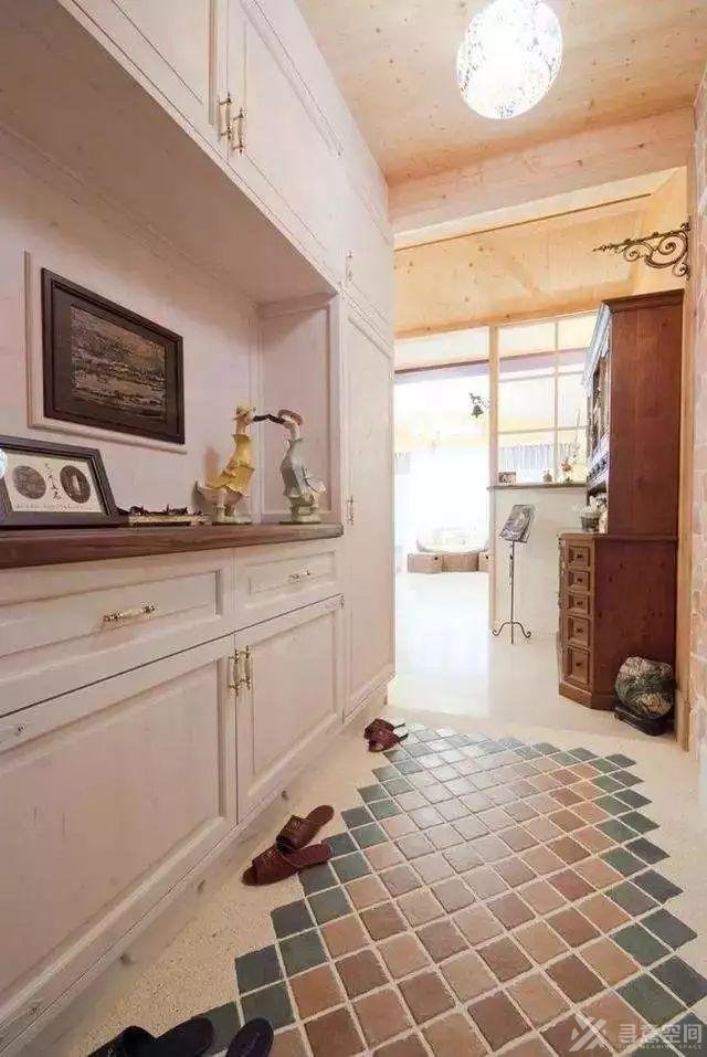 寻意空间：玄关门怎么装修 来看看这几种设计