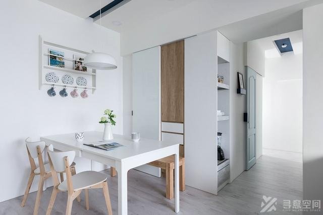 寻意空间：三居室户型装修 简单到极致的漂亮装修