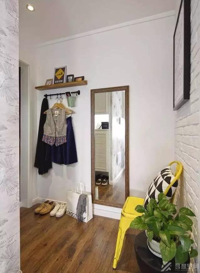 寻意空间：43㎡小户型装修 榻榻米地台+高层设计