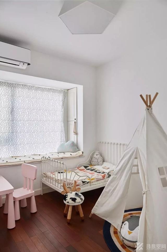 寻意空间：不砸飘窗 侧方空间用起来 收纳不能少