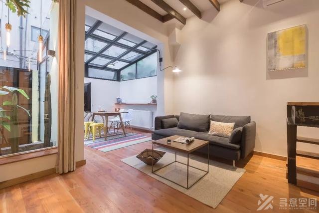 长沙家装效果图28平老房 把床抬高 空间扩容一倍