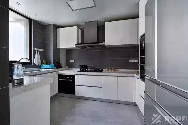 长沙家装效果图：100㎡三室两厅，你看他怎么装？